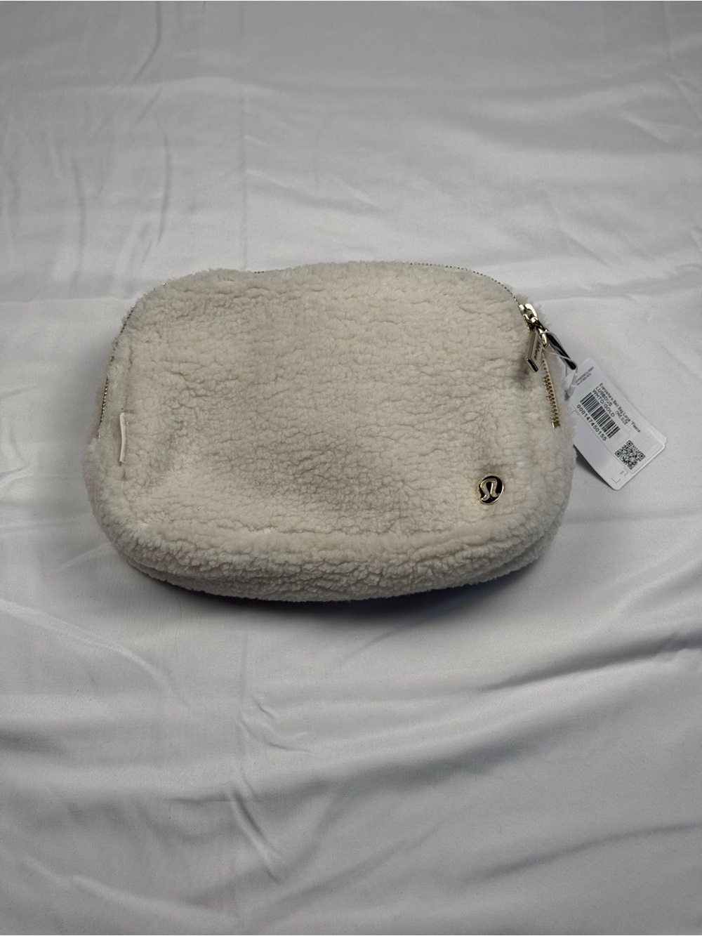 lululemon‎ Everywhere Belt Bag Large Fleece White Gold New With Tags